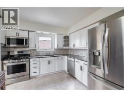 305 OAKLEA COURT - 12