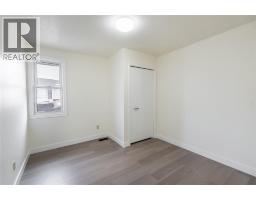 305 OAKLEA COURT - 19