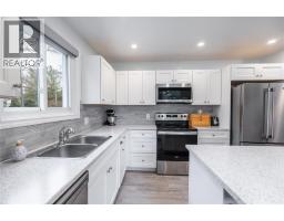 1644 Tyrie DRIVE - 11