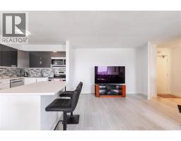 155 FRONT STREET North UnitNo. 1410 - 7