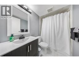 155 FRONT STREET North UnitNo. 1410 - 9