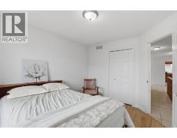 241 Canadore COURT - 16