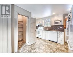 360 EAST STREET North - 6