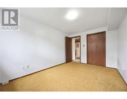 335 TWIN LAKES DRIVE - 19