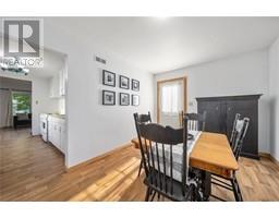 581 CROMWELL STREET - 14
