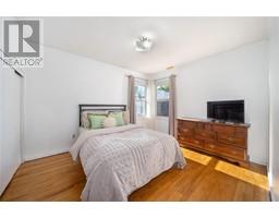 581 CROMWELL STREET - 16