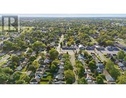 581 CROMWELL STREET - 26