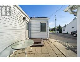 581 CROMWELL STREET - 4