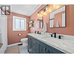576 FRONT STREET - 17