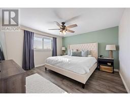 576 FRONT STREET - 18