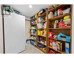 576 FRONT STREET - 33