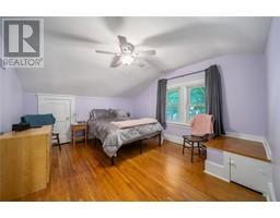 301 TALFOURD STREET - 17