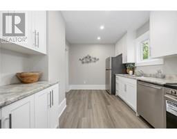 290 Cromwell STREET - 14