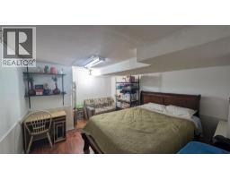 44 YORK CRESCENT - 20