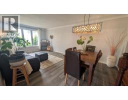 44 YORK CRESCENT - 5