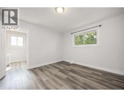 865 MONTROSE STREET - 18