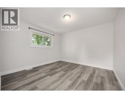 865 MONTROSE STREET - 24