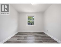 865 MONTROSE STREET - 25