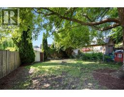 865 MONTROSE STREET - 37