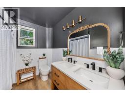 730 TALFOURD STREET - 15