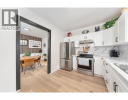 144 RICHARD STREET - 23