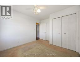 4767 St. Clair PARKWAY - 27