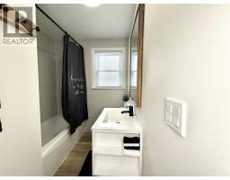 914 HAGLE STREET - 12