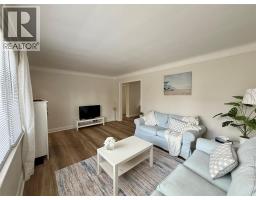 914 HAGLE STREET - 6