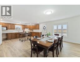 22821 Thames ROAD - 23