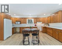 22821 Thames ROAD - 26