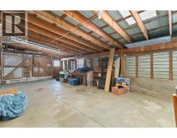 22821 Thames ROAD - 45