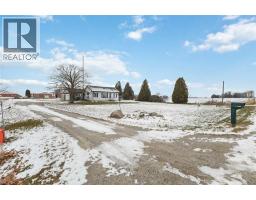 22821 Thames ROAD - 6