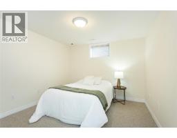 972 ROSEDALE AVENUE - 32