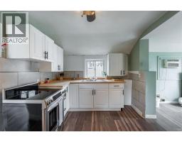 534 Plympton STREET - 11