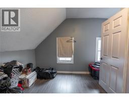 534 Plympton STREET - 18