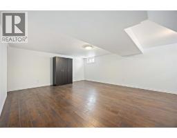 240 GIBSON STREET - 25