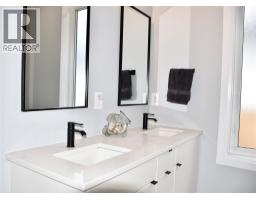 207 ESSEX STREET - 10