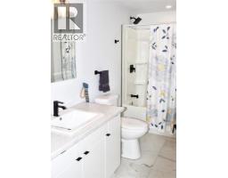 207 ESSEX STREET - 17