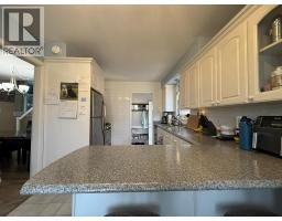 1023 Frost AVENUE - 10