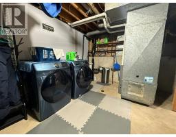 1023 Frost AVENUE - 17