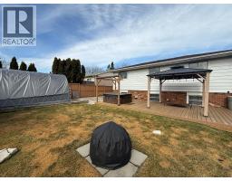 1023 Frost AVENUE - 18