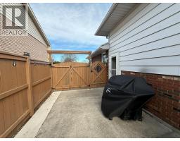 1023 Frost AVENUE - 21