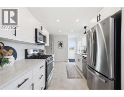 1600 COURTRIGHT LINE - 15