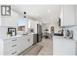 1600 COURTRIGHT LINE - 16