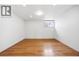 1600 COURTRIGHT LINE - 34