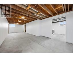 1600 COURTRIGHT LINE - 40