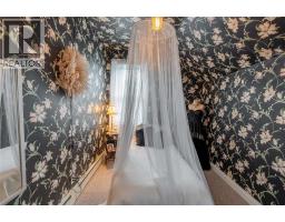 438 Emmeline STREET - 22