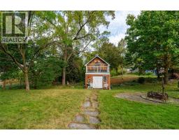 438 Emmeline STREET - 28