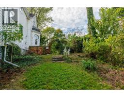 438 Emmeline STREET - 32