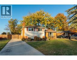 304 BRENTWOOD CRESCENT - 2